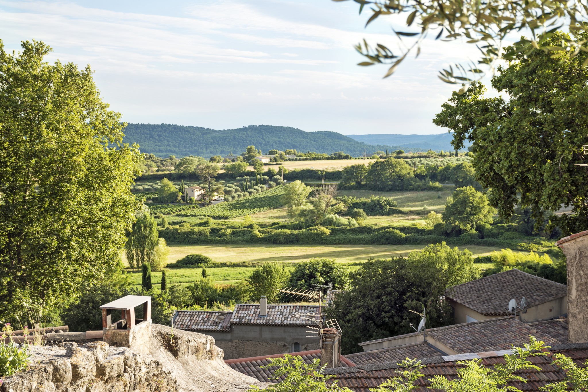 €1.5 million loan to acquire a stake in a joint ownership of a family villa on the French Riviera